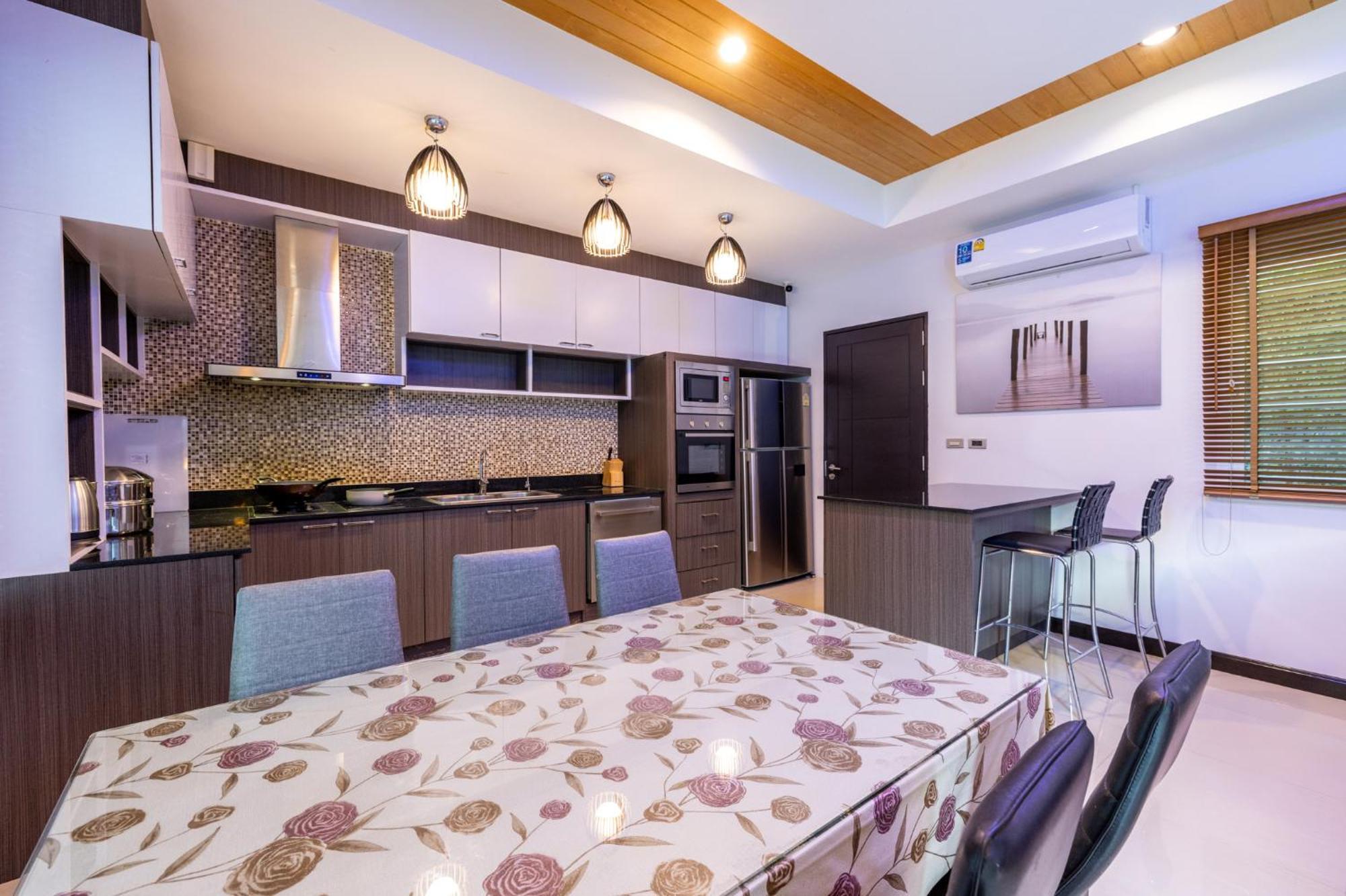 Phuket Kana International Hotel普吉岛卡娜国际酒店 Rawai Exterior foto